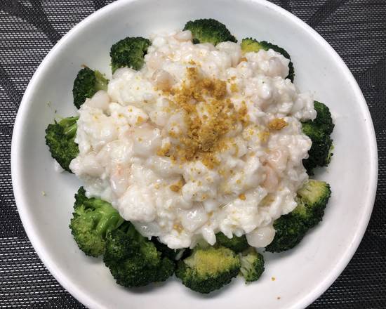 280. Egg Whites and Seafood with Broccoli 海鮮賽螃蟹